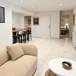 Appartamento Sur Les Pistes Du Lioran, 8pers Laveissière