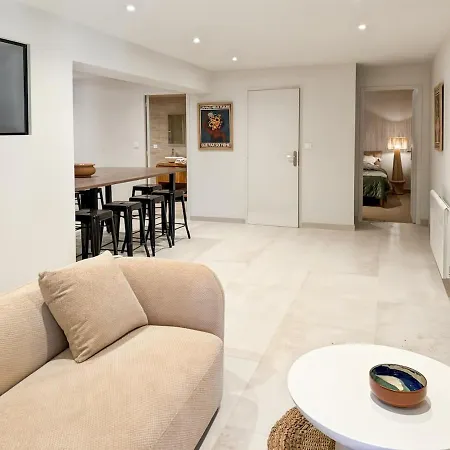 Апартаменты Sur Les Pistes Du Lioran, 8pers Laveissiere